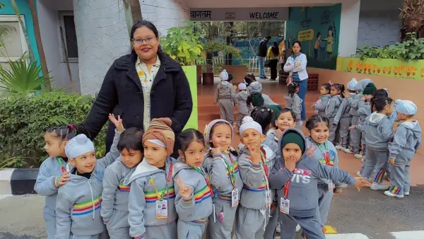 SDM School Trip to Pratapgarh Farms | Fun & Learning Beyond the Classroom photo 6