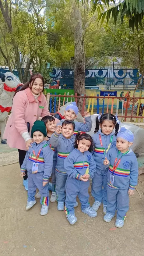 SDM School Trip to Pratapgarh Farms | Fun & Learning Beyond the Classroom photo 7